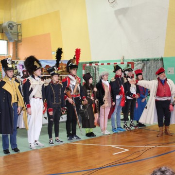 Żywa lekcja historii w SP w Potęgowie