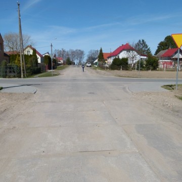 wyremontowana nawierzchnia ulicy Szerokiej w Potęgowie