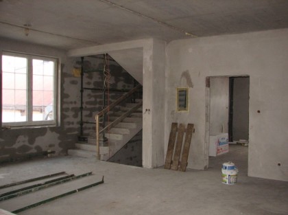 klatka schodowa w centrum kultury podczas budowy