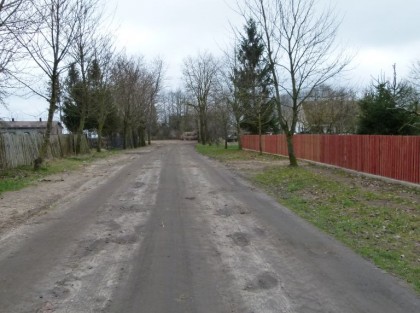 droga przed rozpoczęciem budowy sieci sanitarnej